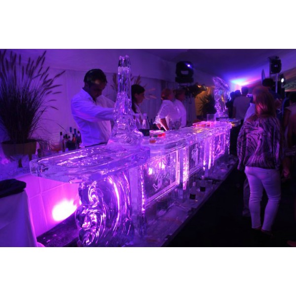 Functional 14 Ft Ice Bar